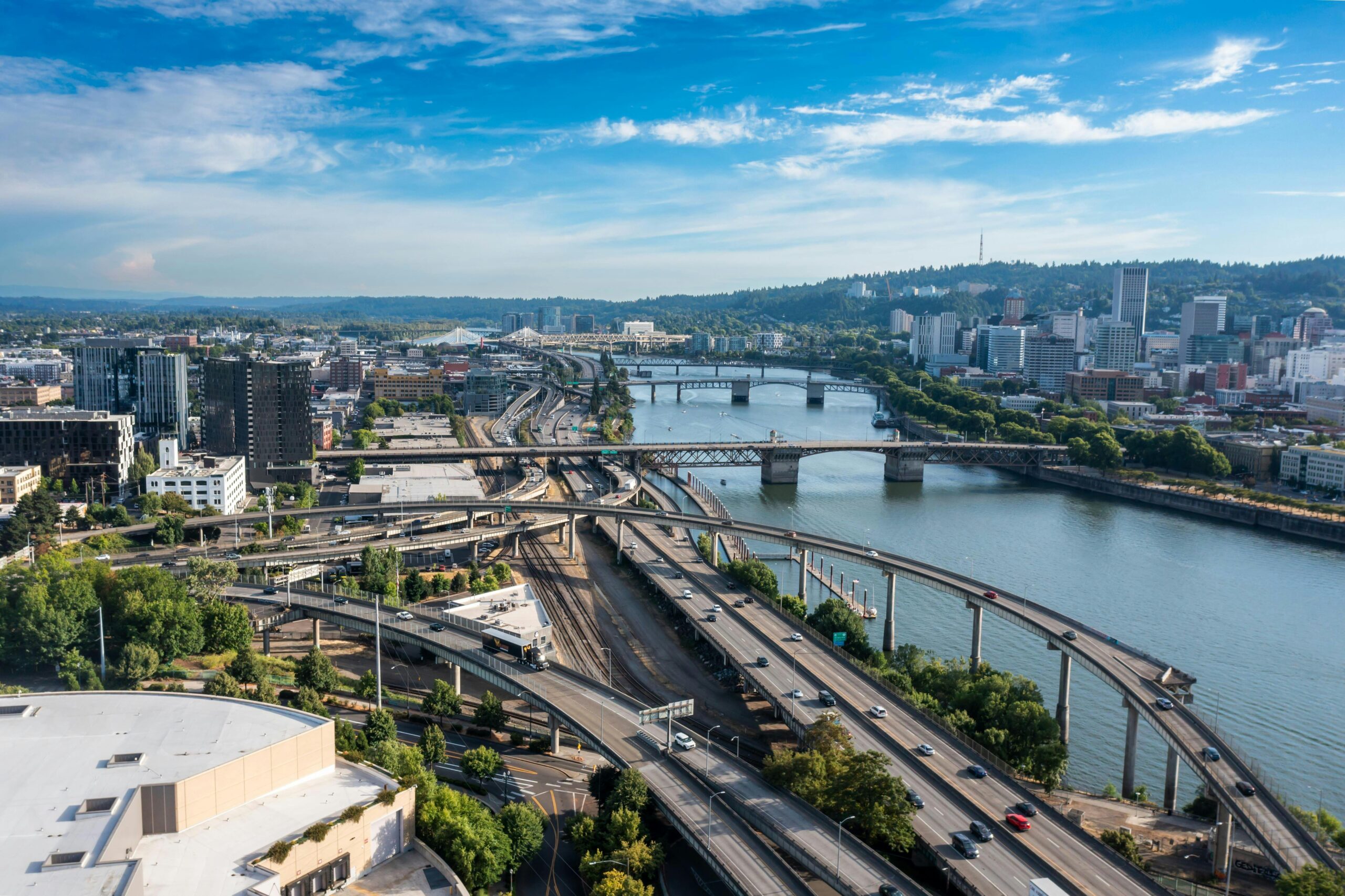 Aerial photograph of Portland Oregon and Vancouver Washington showing the Columbia River and rental market geography